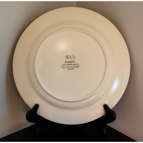 (Qty 1) Mikasa Intaglio GARDEN HARVEST Dinner Plate 11 1/8" CAC29 Stoneware - Picture 3 of 11